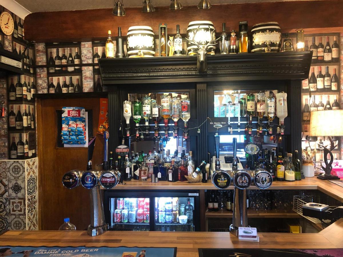 Rheolau Arms Bed & Breakfast Swansea Bagian luar foto