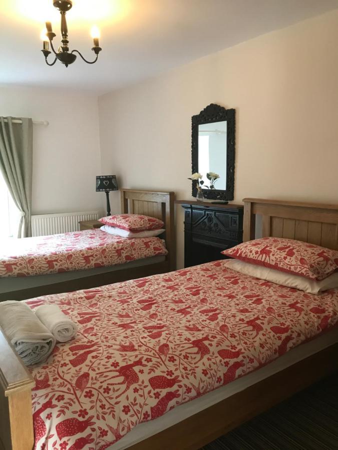 Rheolau Arms Bed & Breakfast Swansea Bagian luar foto